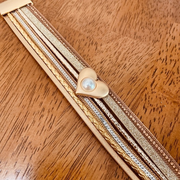 Gold Multi-Layer Heart Pearl Magnetic Clasp Bracelet Boho Chic Sparkle Jewelry - Picture 3 of 6